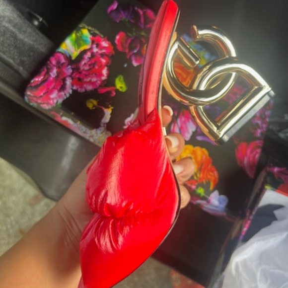 DG wedges - Picture 3 of 5